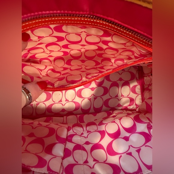 Coach Fuchsia Tote with Tangerine Handles - Picture 10 of 11